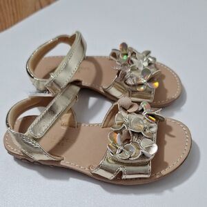 Falls Creek Gold Kids Sandals with Floral Accents Size 9 NEW